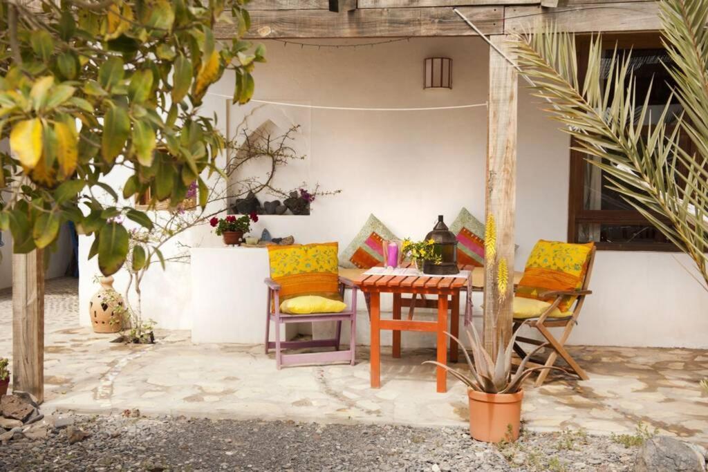 Casa Tranquila Tierra - Eco Retreat Finca Artis Tirma Tarajalejo Exterior foto